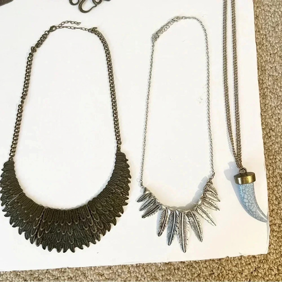 Assorted Lot Of Costume Jewelry Accessories Necklaces Including Simply Vera Wang - Picture 5 of 5